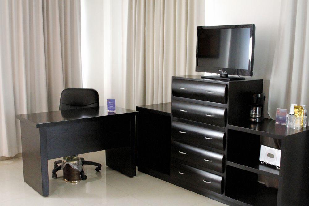 Hotel Baez Paraíso מראה חיצוני תמונה